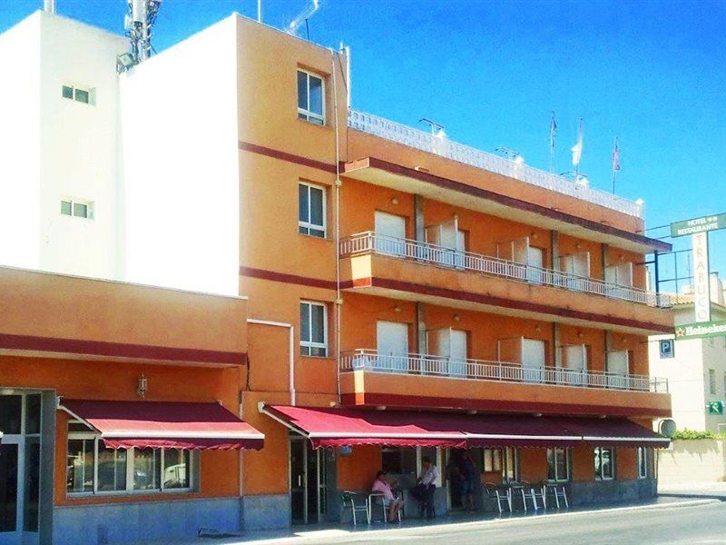 Hotel Trabuco Santiago De La Ribera Exterior photo